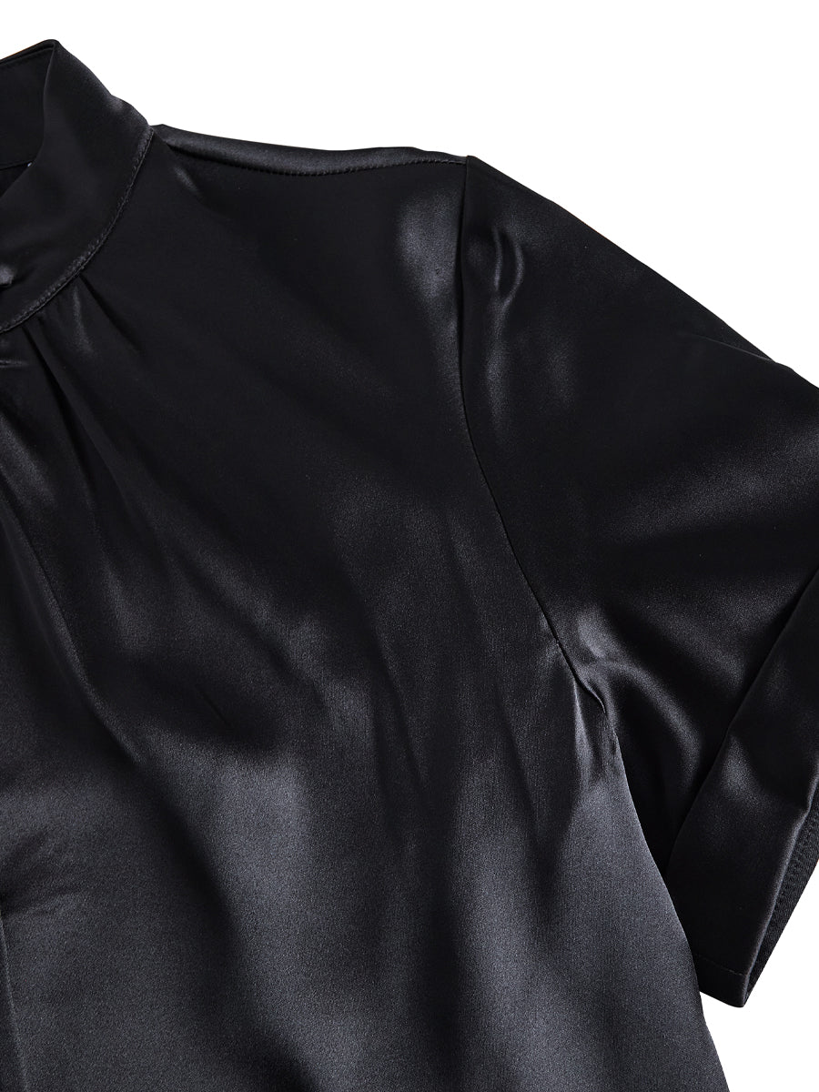 La Clé Moderne — Satin Keyhole Blouse