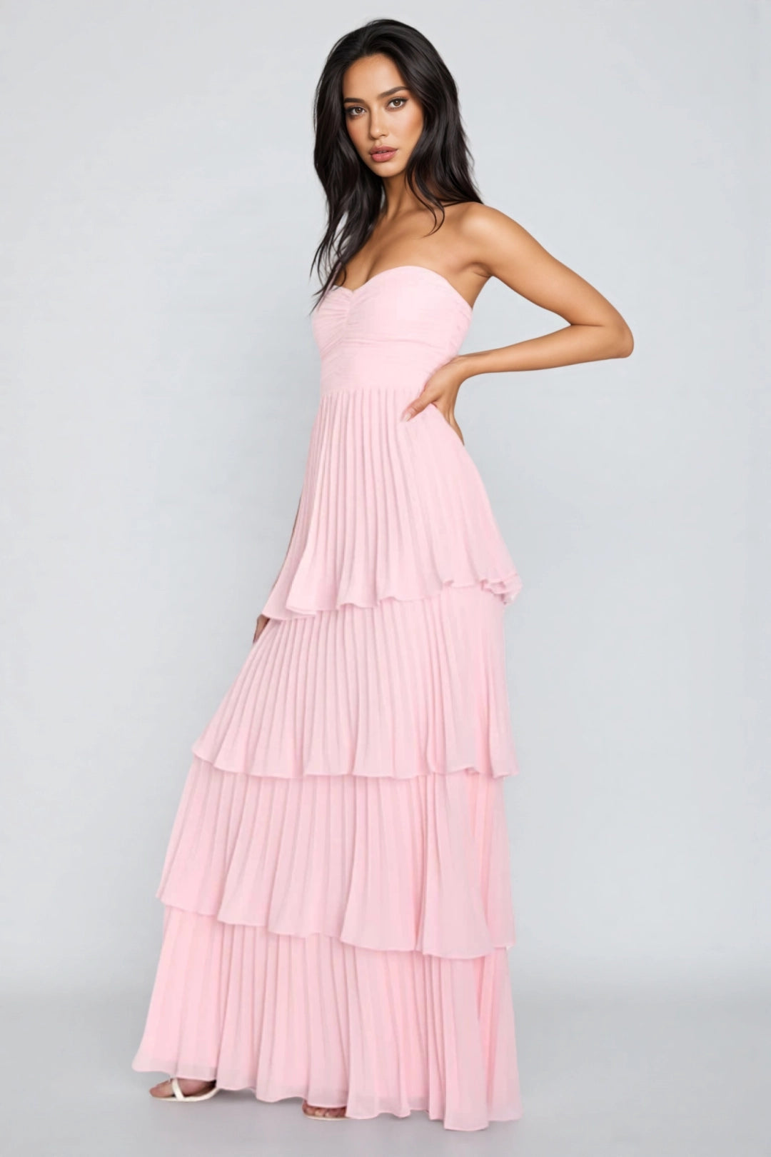 La Civi — Sleeveless Pleated Maxi Dress