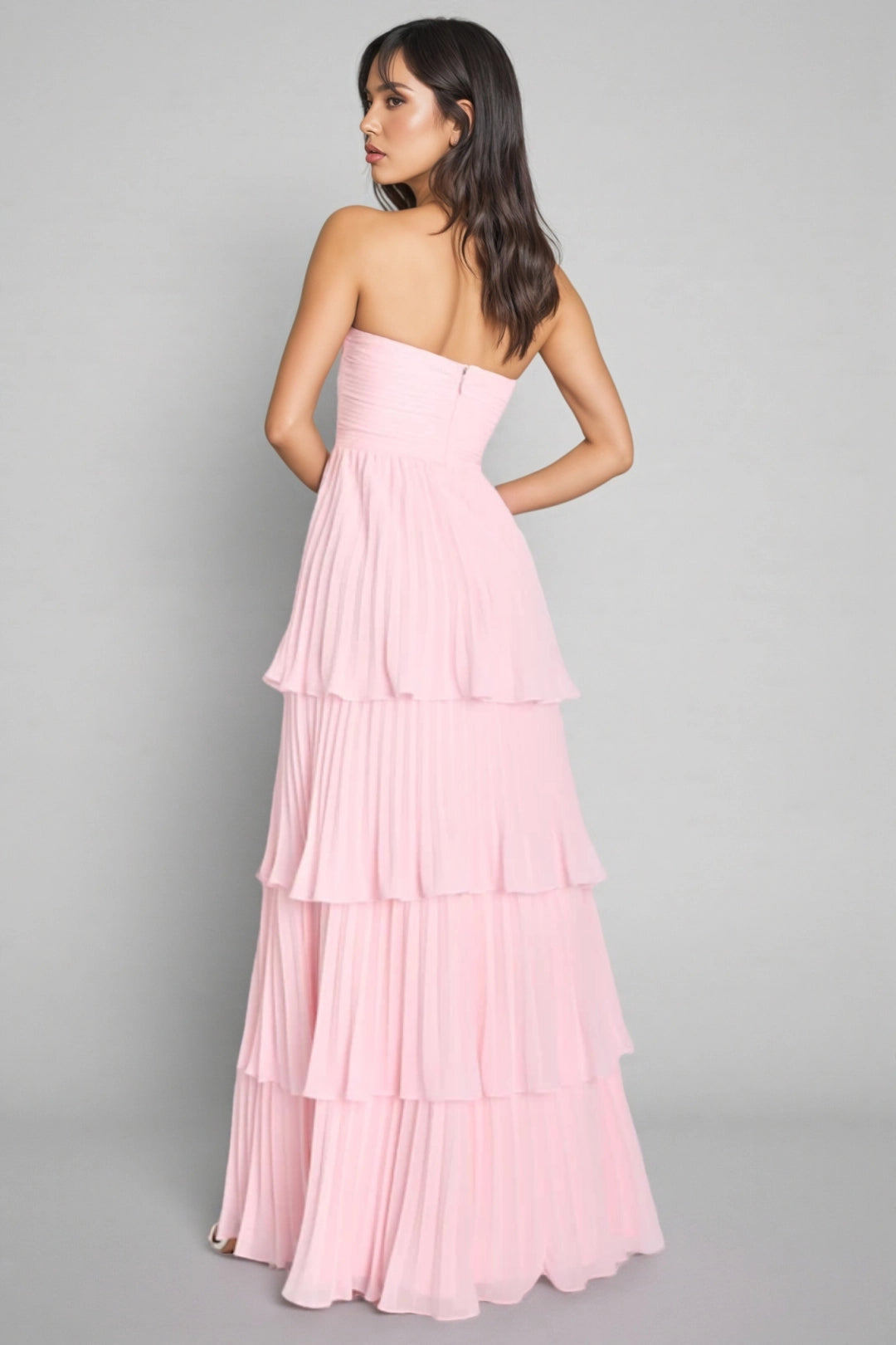 La Civi — Sleeveless Pleated Maxi Dress