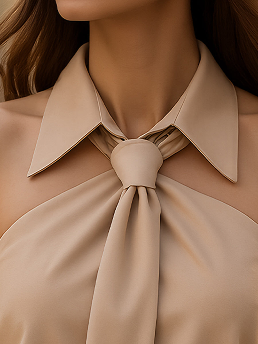 La Nœud Élégant — Halter Blouse with Tie Detail