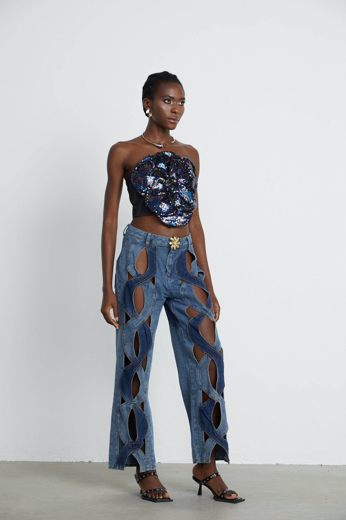 Le Indigo Découpé — High-waist panelled denim