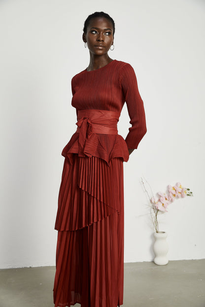 La Rouge Rythmée — Pleated bow-waist top and layered skirt