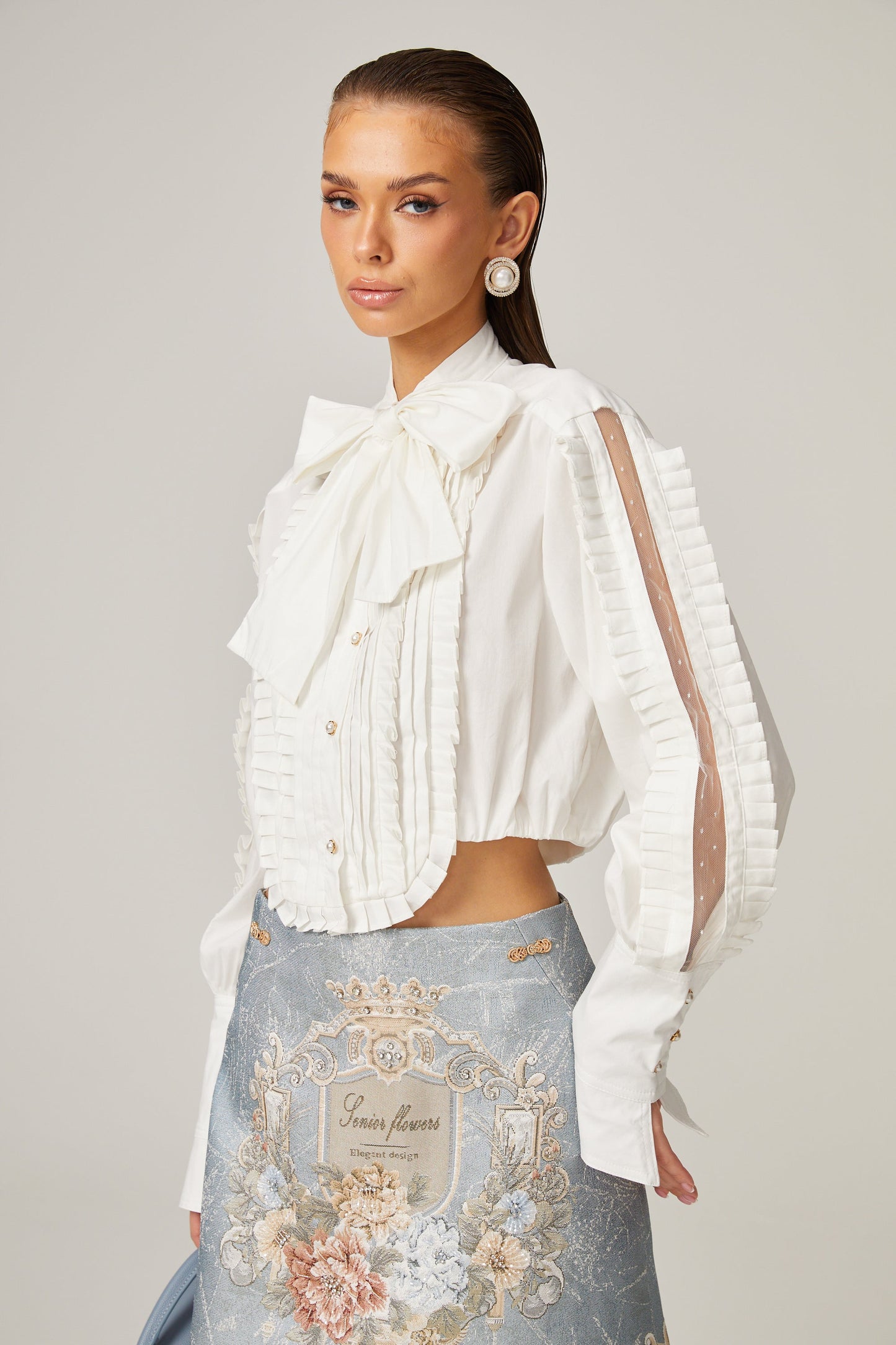 La Foulard Éthérée — Pleated scarf-collar cropped blouse