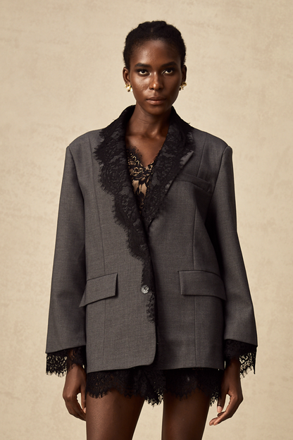La Dentelle Tailleur — Lace-panel structured blazer