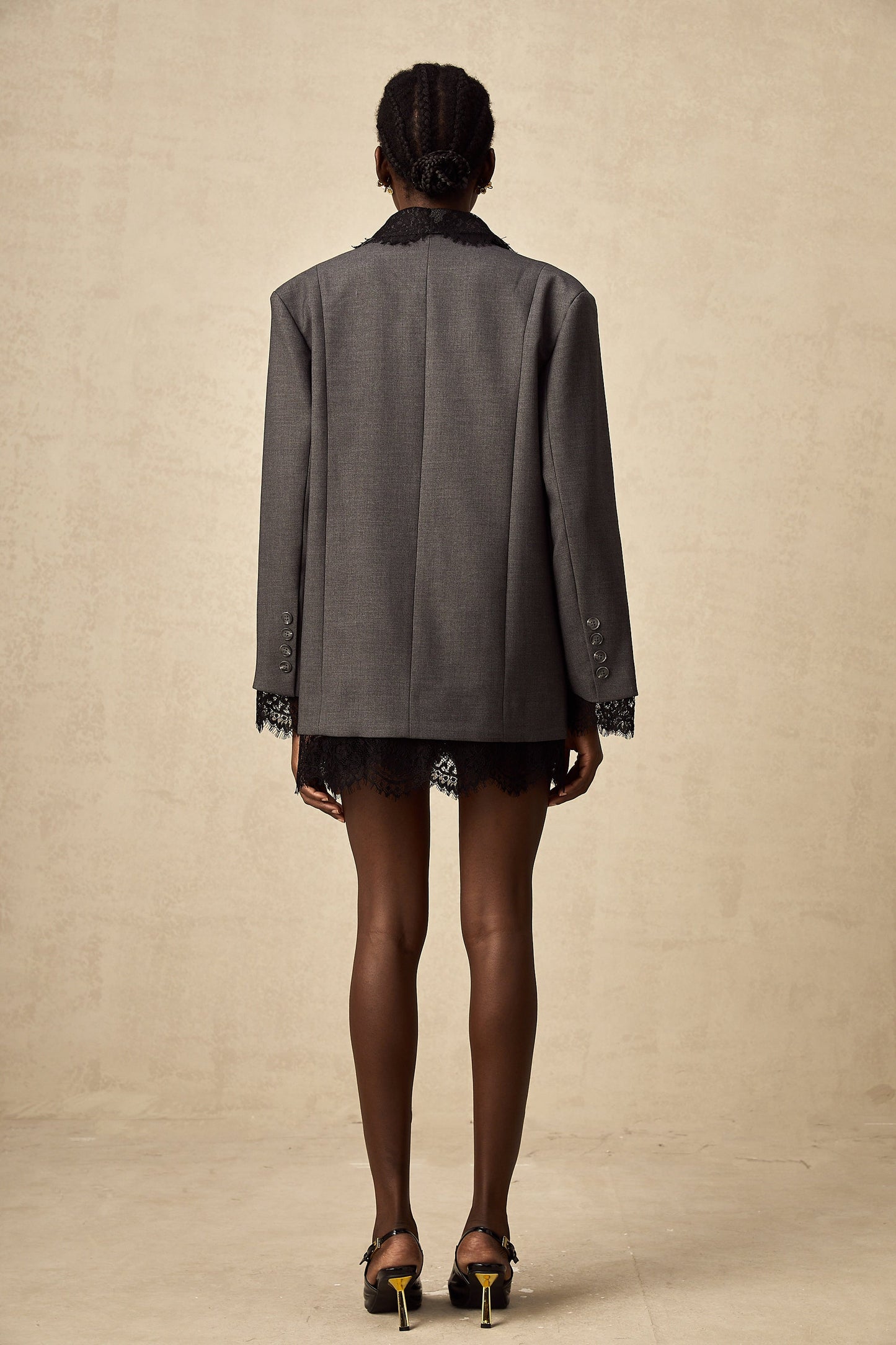 La Dentelle Tailleur — Lace-panel structured blazer