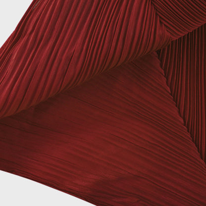 La Rouge Rythmée — Pleated bow-waist top and layered skirt