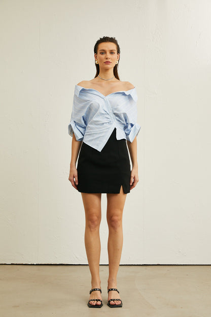 La Rayure Déstructurée — Off-shoulder striped cropped blouse