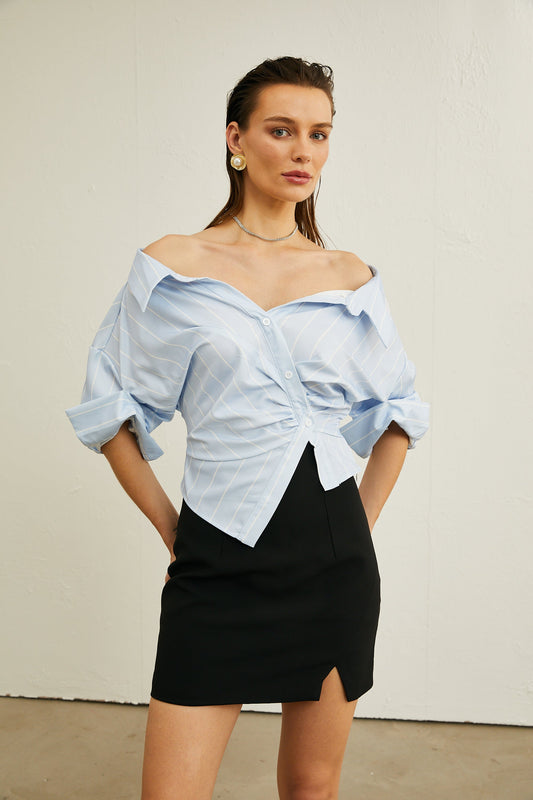 La Rayure Déstructurée — Off-shoulder striped cropped blouse