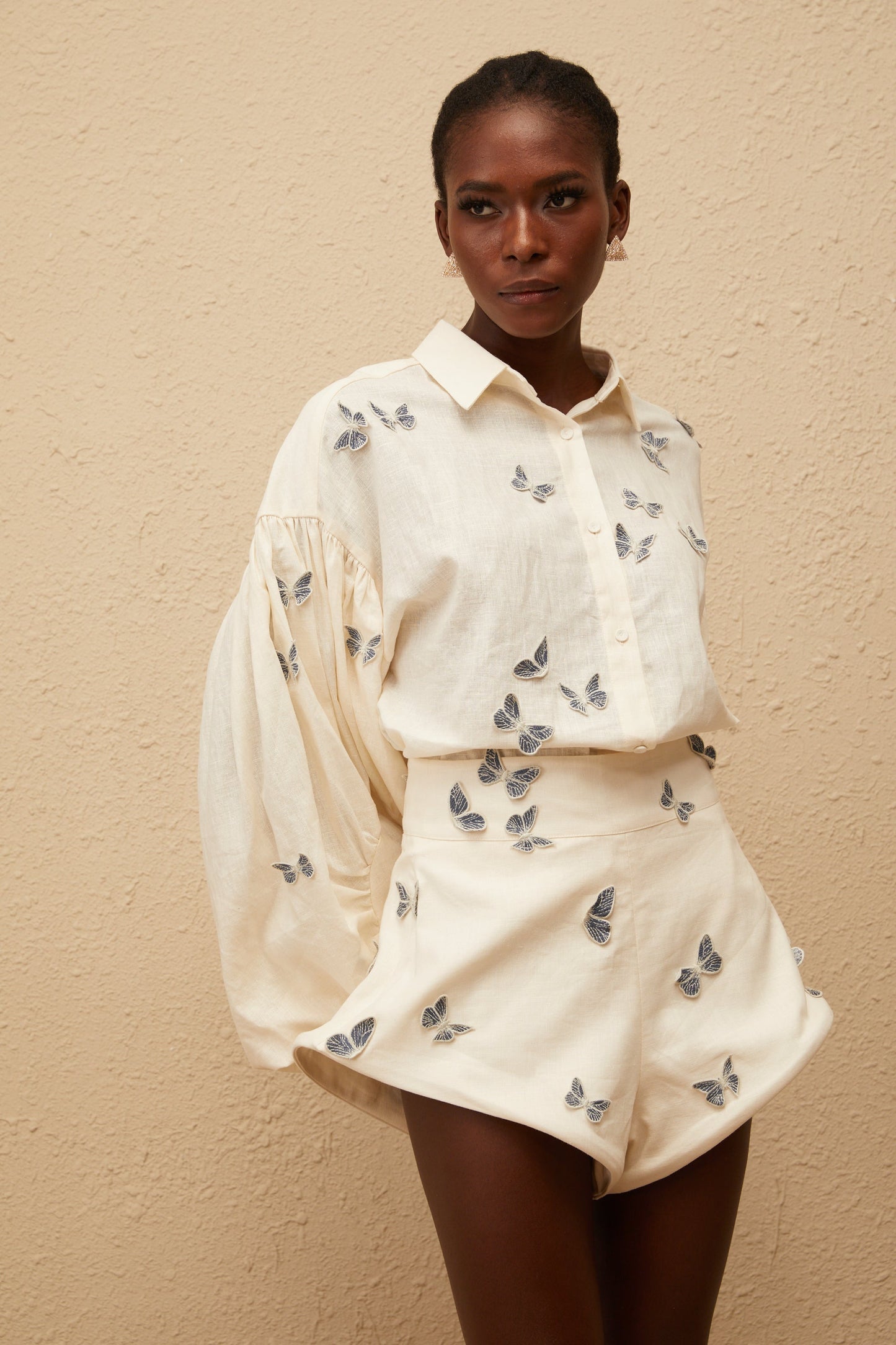 La Brise Papillon — Embroidered shirt and high-waisted shorts set