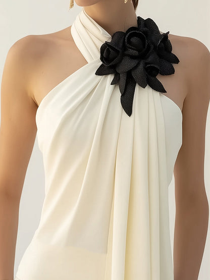La Fleur Contrastée — Halter Top with Floral Detail