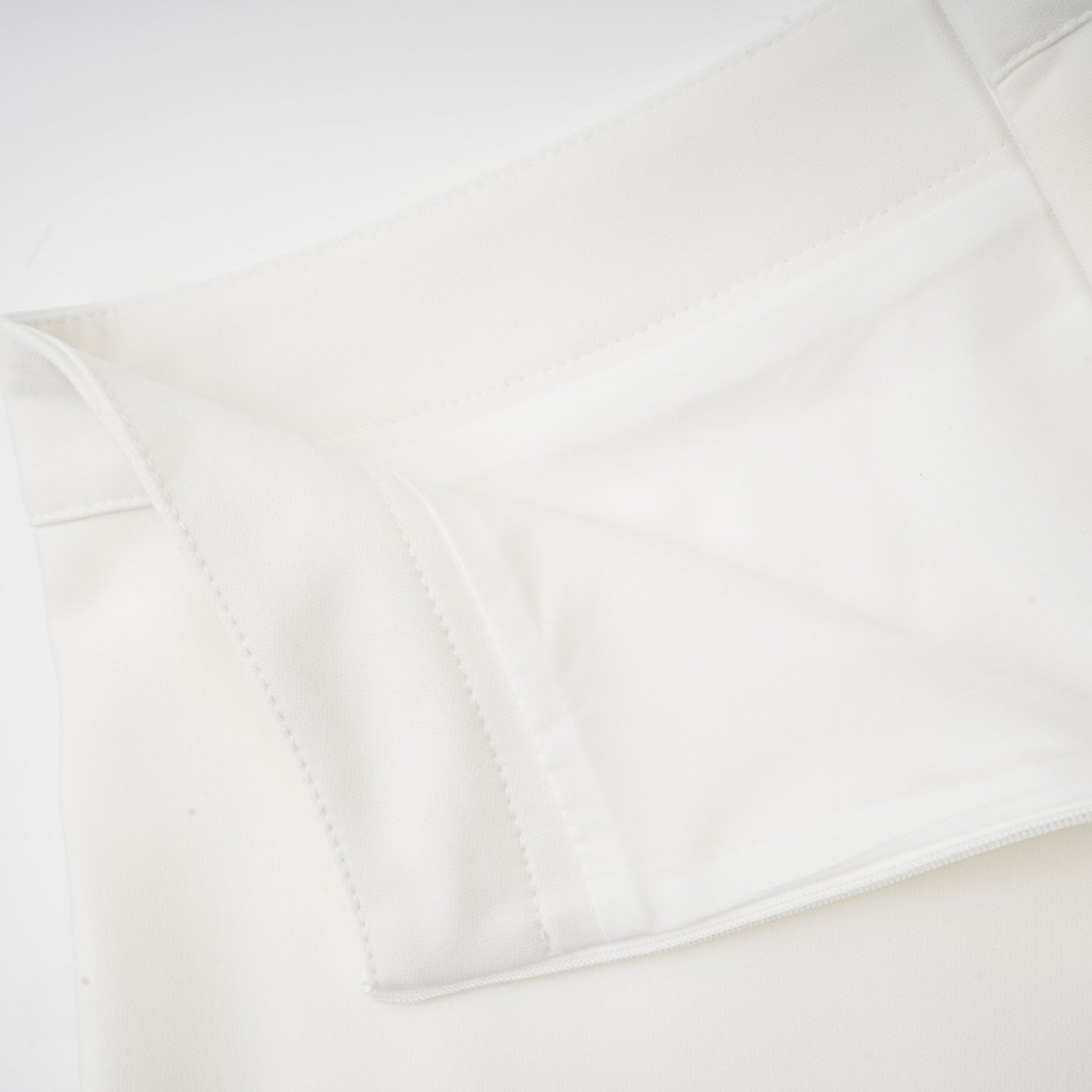 La Pétale Blanche — Cropped petal top and flared midi skirt