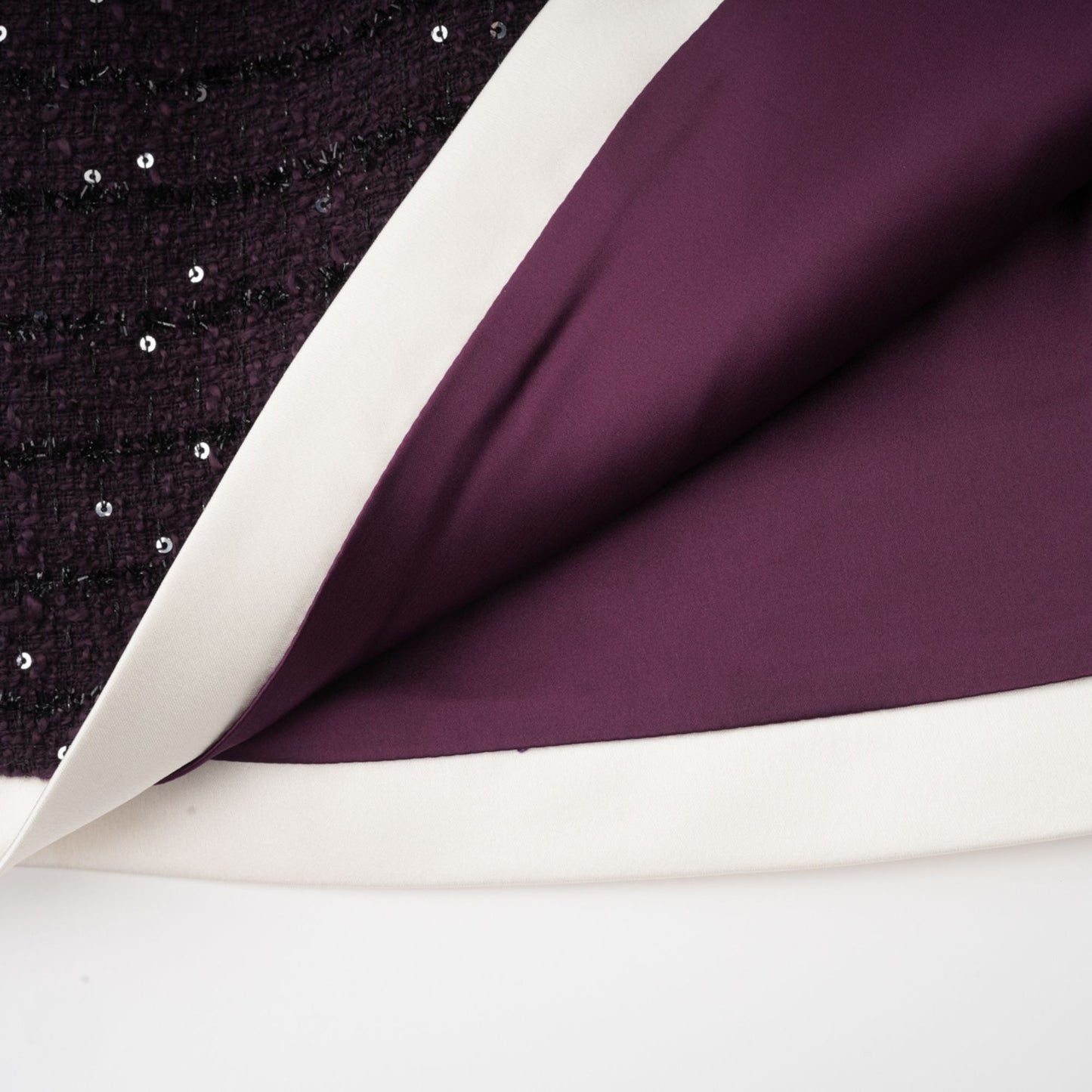 La Pourpre Éclatante — Cropped tweed jacket and mini skirt set