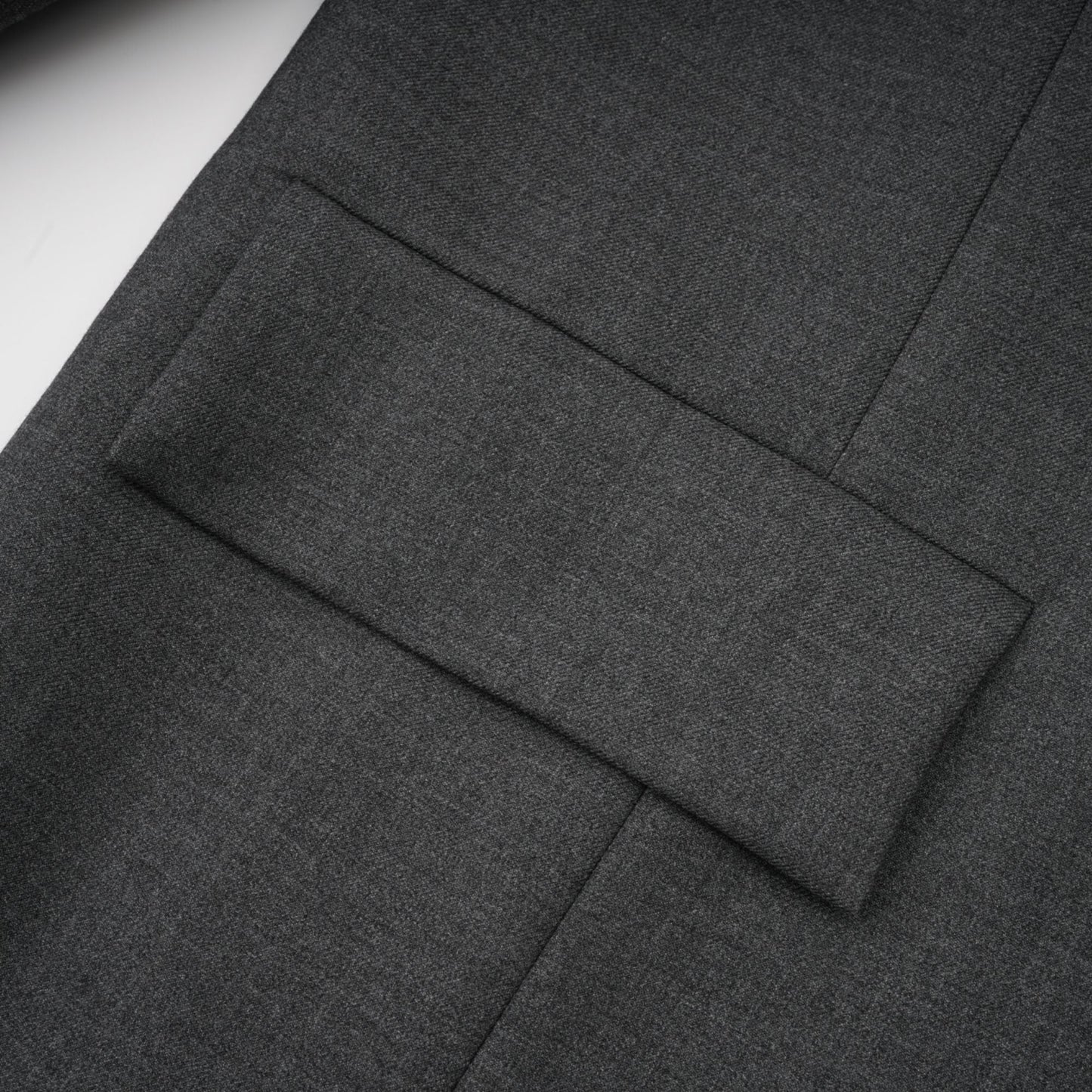 La Dentelle Tailleur — Lace-panel structured blazer