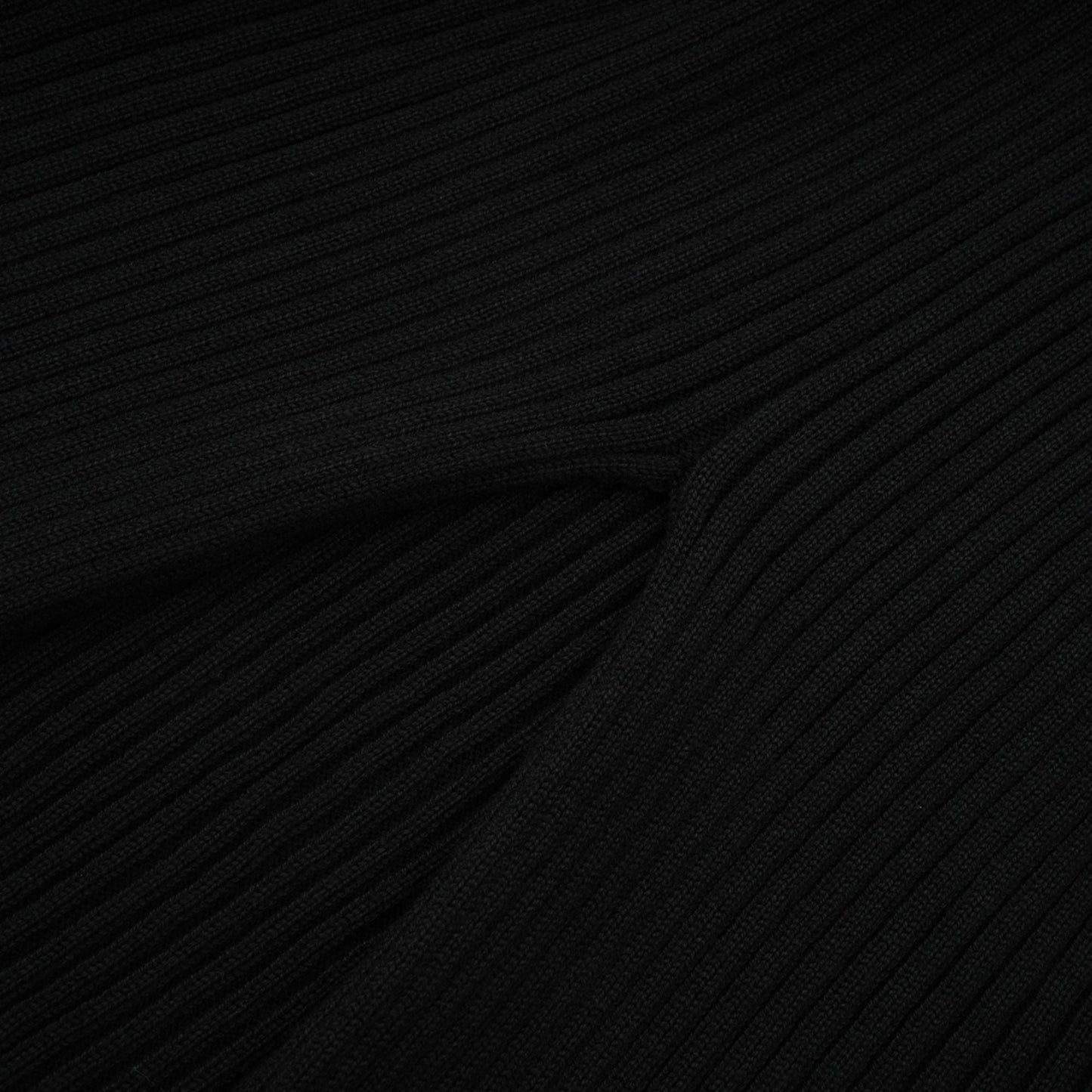 Le Nocturne — Ribbed cut-out twist top