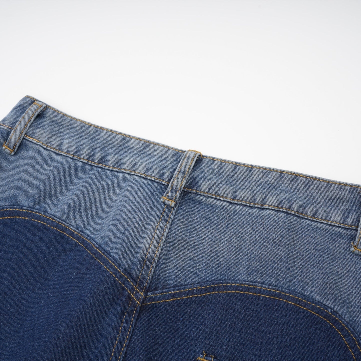 Le Indigo Découpé — High-waist panelled denim