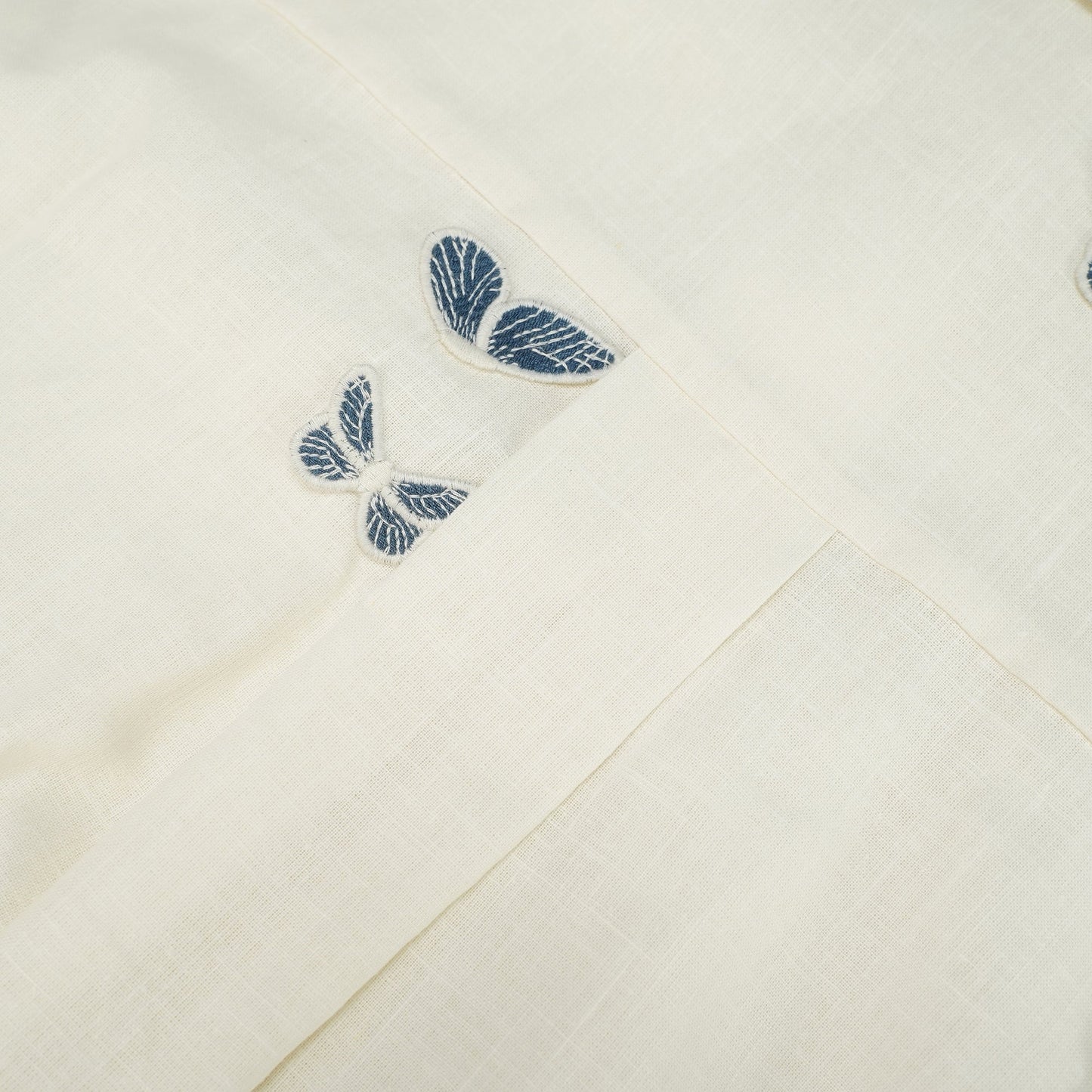 La Brise Papillon — Embroidered shirt and high-waisted shorts set