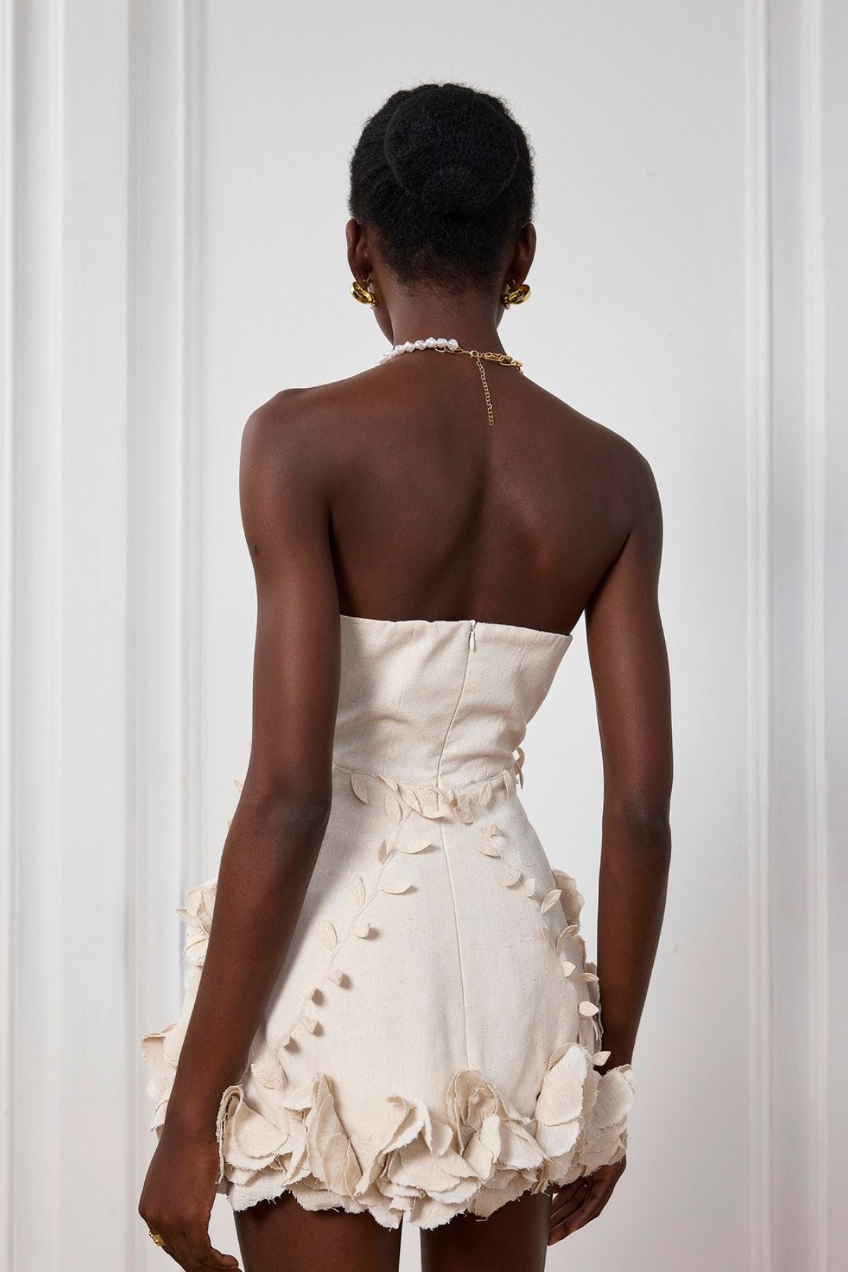 Eleanora — Corset Flower Off-Shoulder Mini Dress