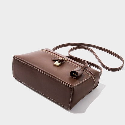 La Boîte — Structured Leather Box Crossbody