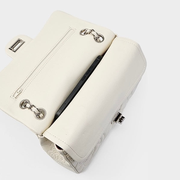 La Camélia — Quilted Sheepskin Chain Bag