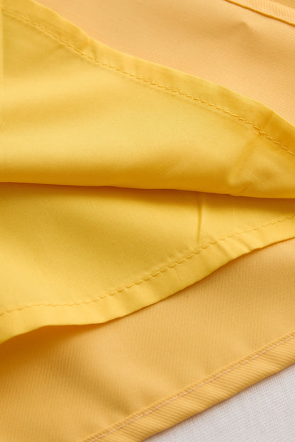 La Nœud Élégant — Halter Blouse with Tie Detail