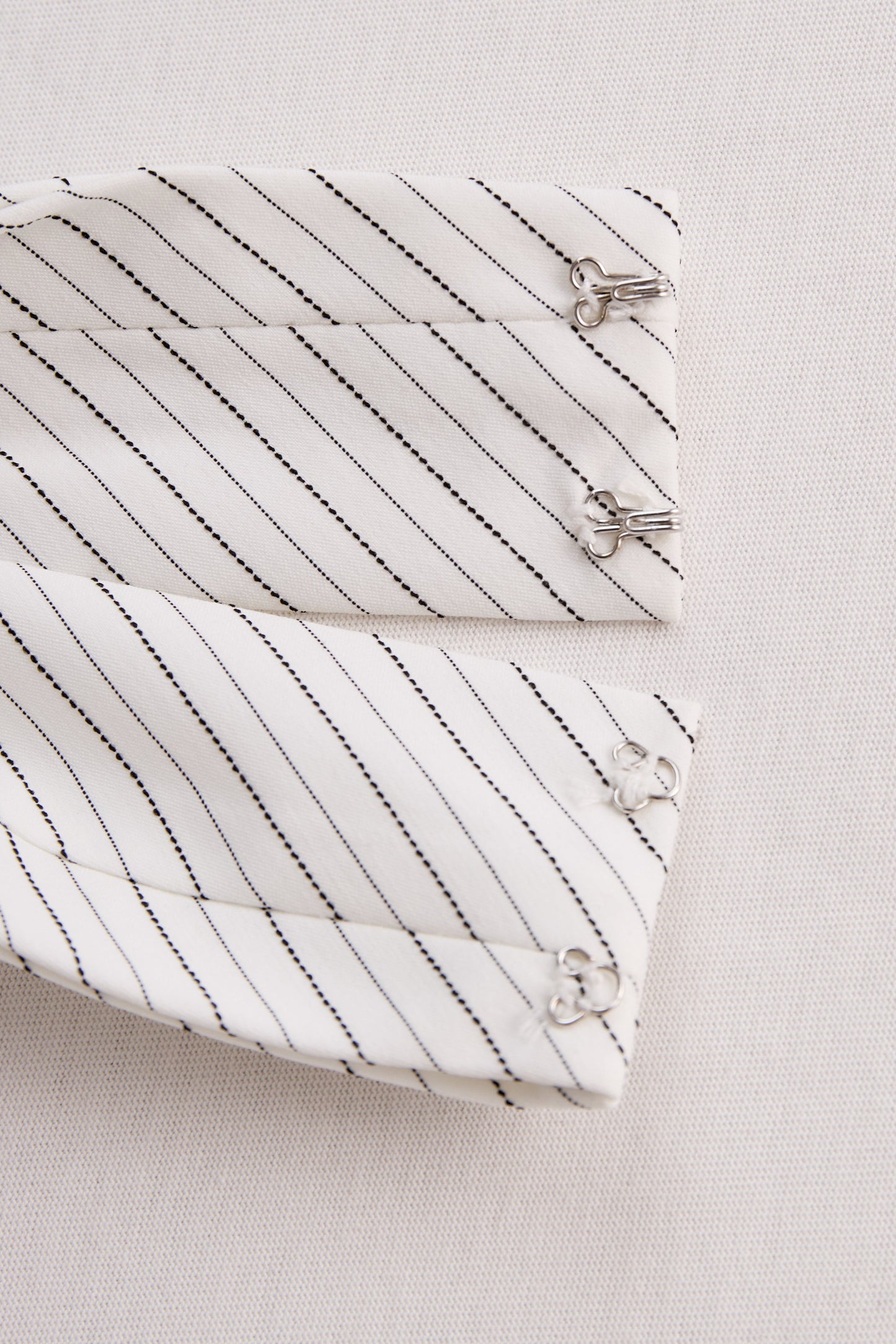 La Rayure Nouée — Striped Halter Blouse