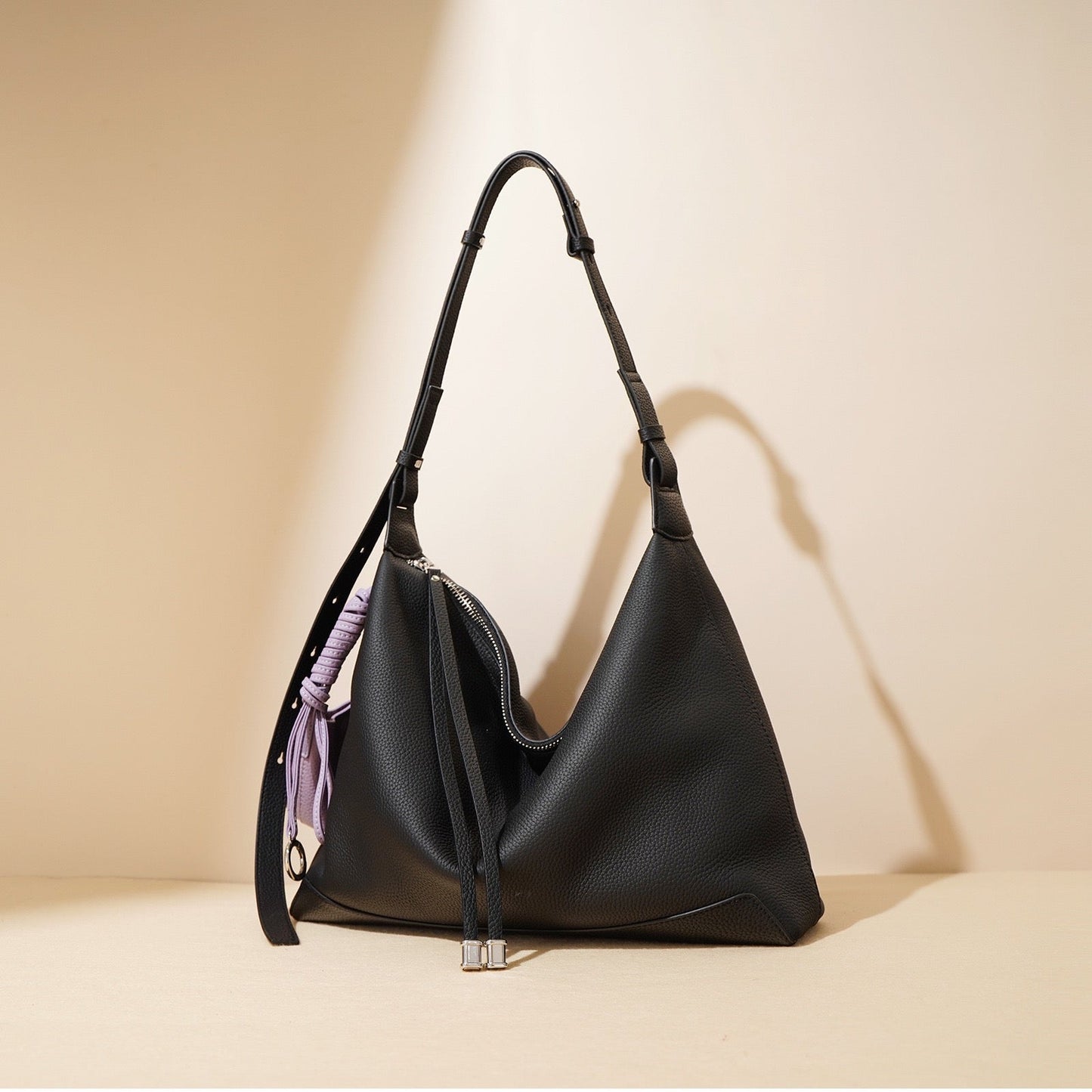 La Courbe — Soft Leather Commuter Tote