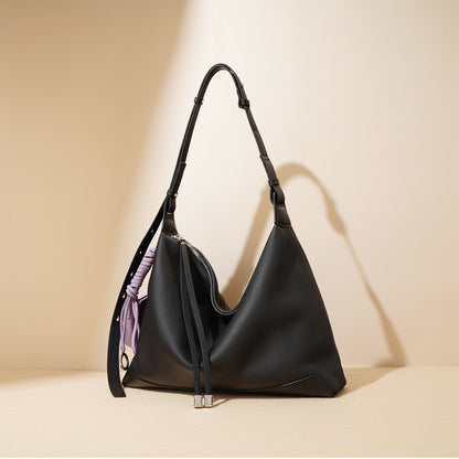 La Courbe — Soft Leather Commuter Tote