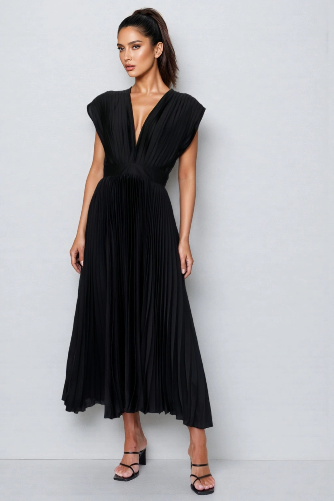 La tiya— Pleated Maxi Dress in Brown