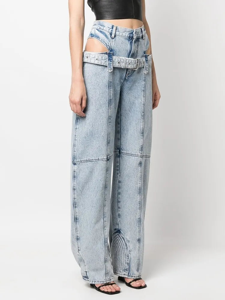 Le Voyage — Cut-Out High-Waist Loose Denim