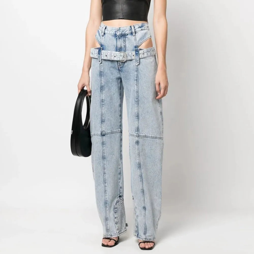Le Voyage — Cut-Out High-Waist Loose Denim