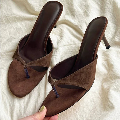 Le Sienna Heel — Minimal Cross-Strap Mule