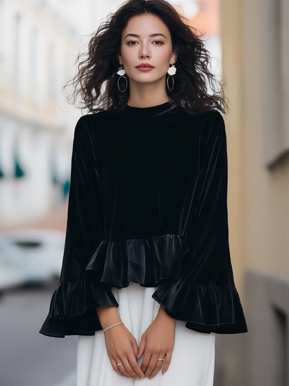 La Velours Noire — blouse en velours à volants